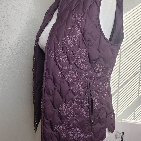 Eddie Bauer goose down purple puffer floral vest size small - Picture 9 of 13